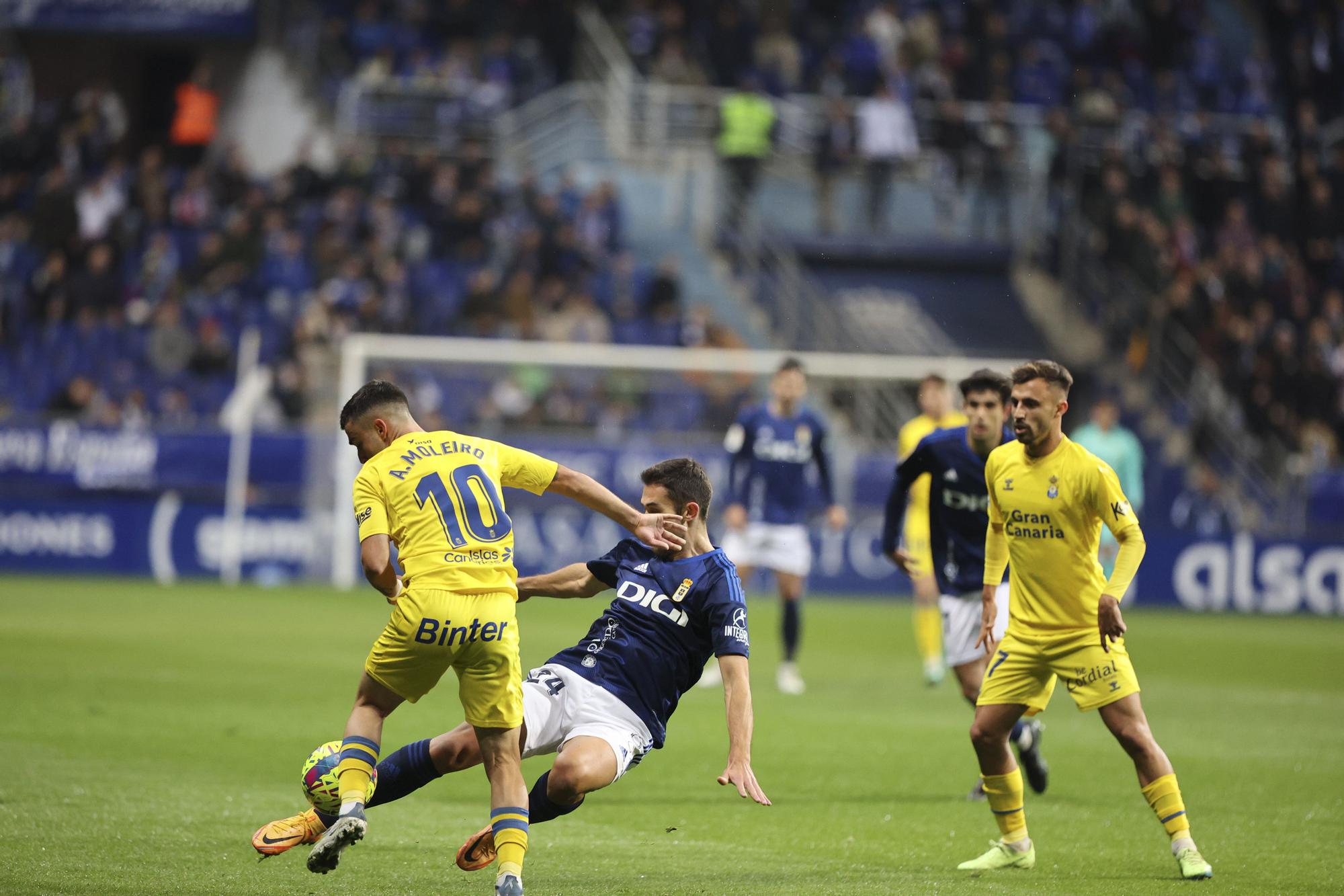 En imágenes: así fue el empate entre Real Oviedo y Las Palmas