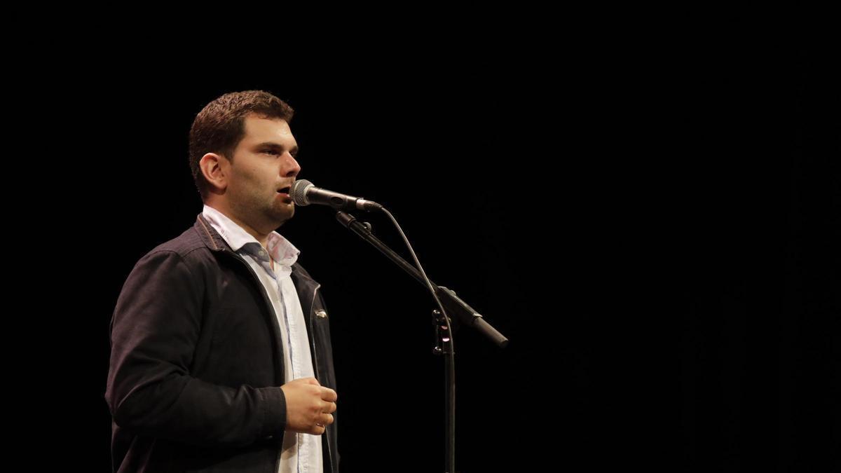 Esteban Verdeja, que actúa en Sama este sábado.