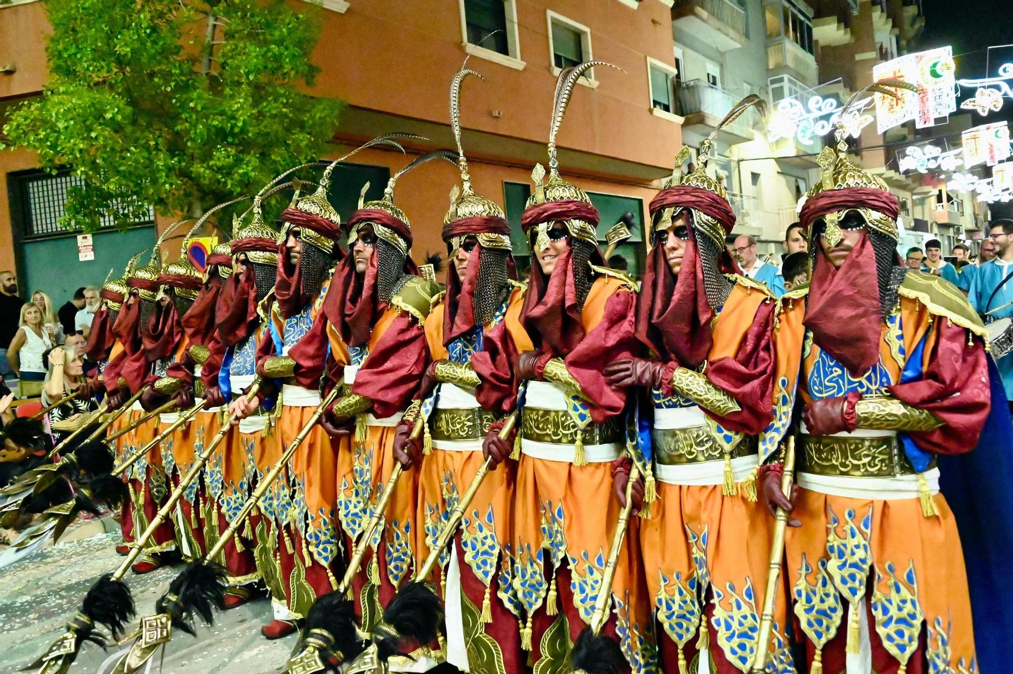 El esplendor de la Entrada Mora conquista Crevillent