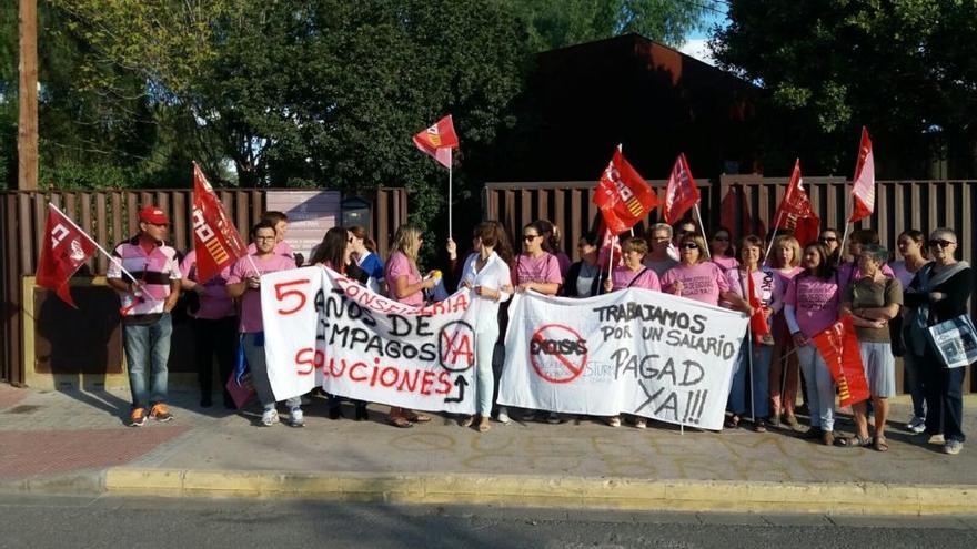 Nueva protesta de los trabajadores de la residencia Nuestros Hijos