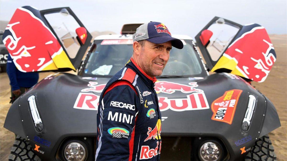 Peterhansel dice adiós al Dakar