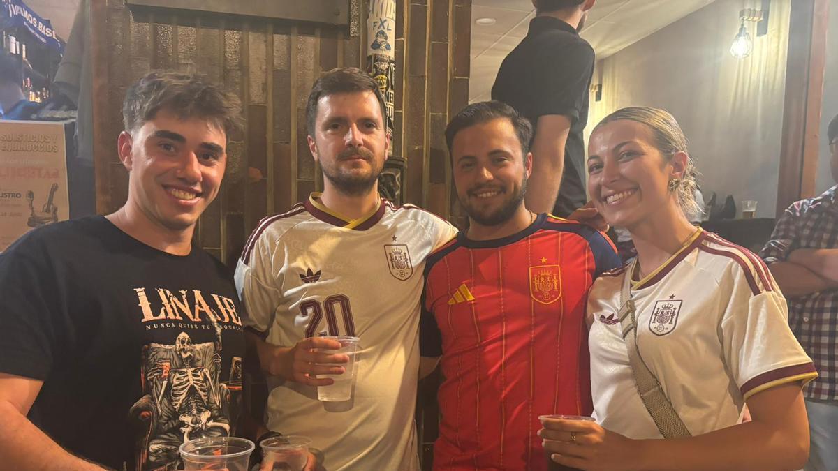 Alvaro Herrera, Javier Martino, Javier González y Paula Hernández