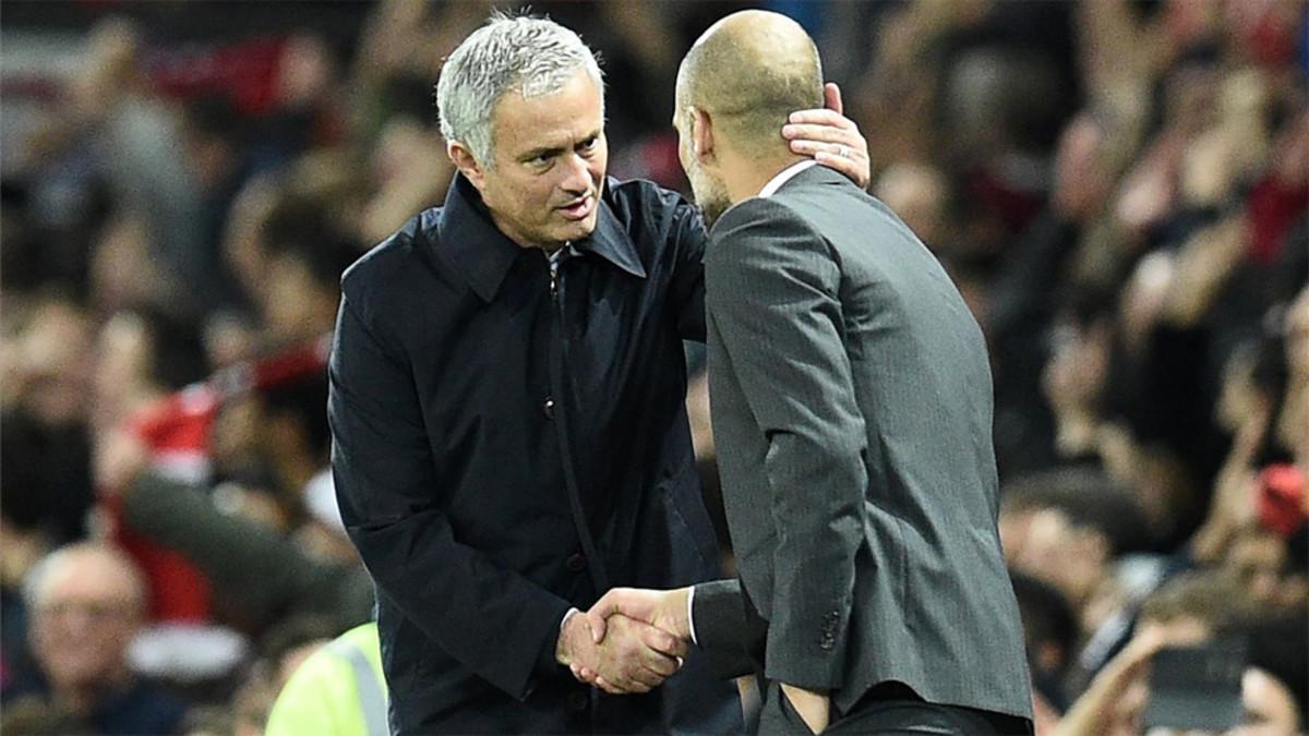 Guardiola tuvo un buen gesto apoyando a Mourinho