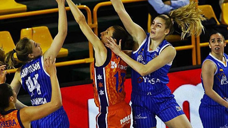 Las taronja cayeron en el partido decisivo en Salamanca.