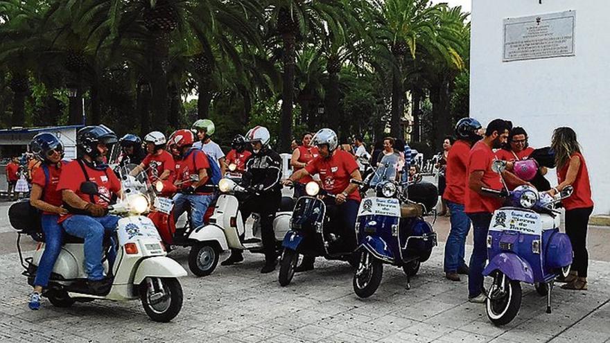 Subir a los lagos de Covadonga, otro reto nacional del Vespa Club