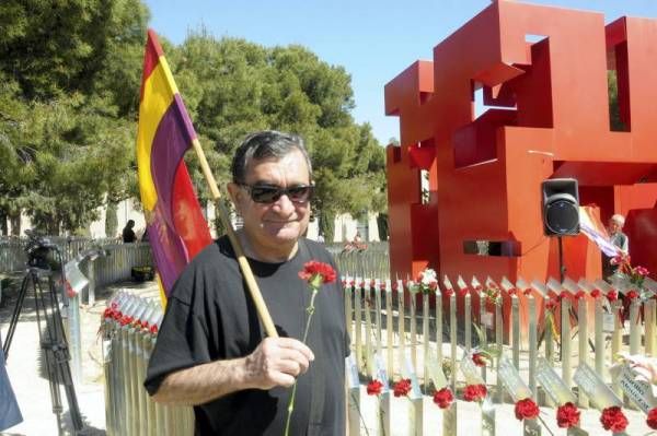 Fotogalería: Homenaje a los fusilados en la guerra en Zaragoza