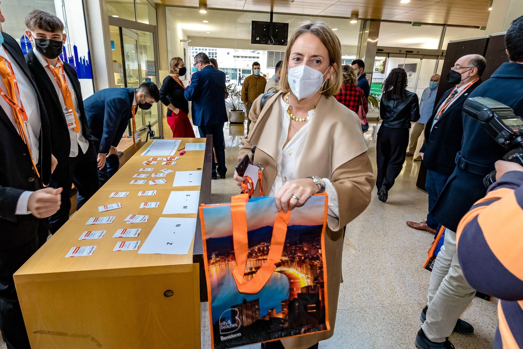 Benidorm acoge un congreso de periodismo y turismo