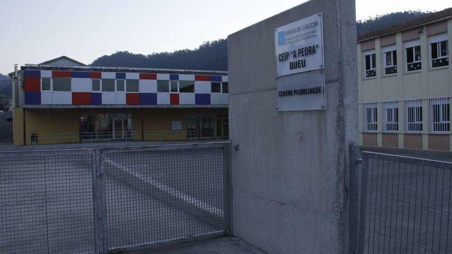 El CEIP de A Pedra será uno de los beneficiados por el plan autonómico. // Santos Álvarez