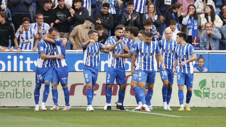 El Alavés se impone al Valencia con un gol en propia meta de Ozkacar