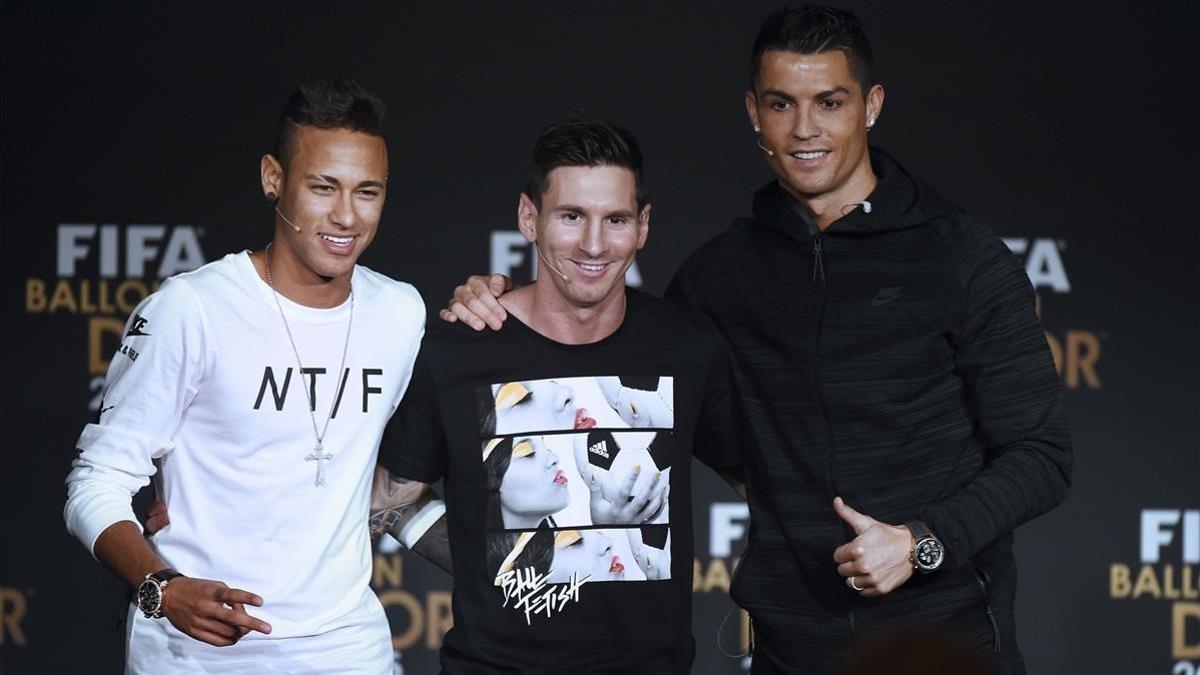 Neymar, Messi y Cristiano Ronaldo, en la gala de la FIFA del 2015.