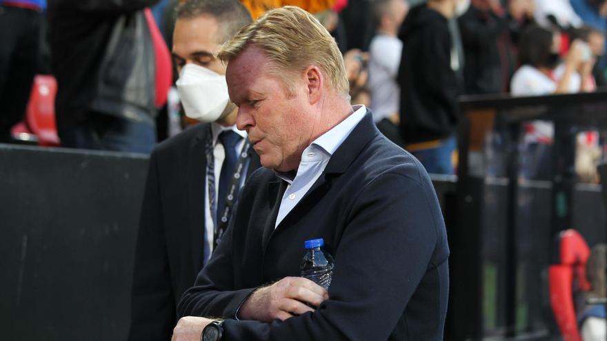 Ronald Koeman durant el partit con el Rayo Vallecano