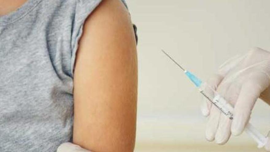 Salut actualitza el calendari de vacunacions infantil