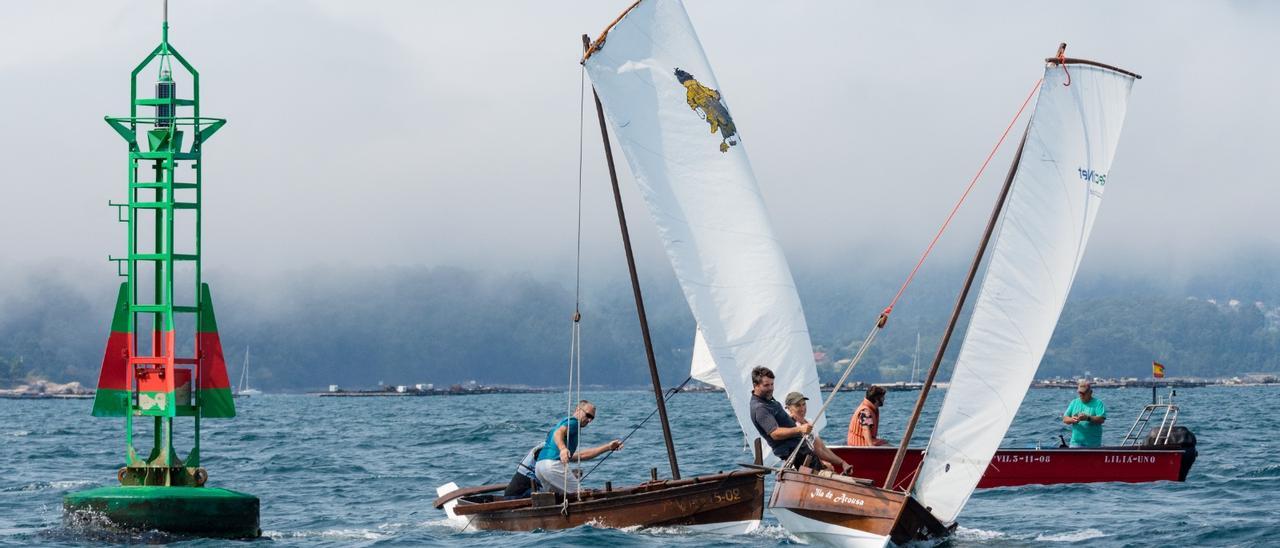 Un momento de la regata disputada ayer en O Cantiño