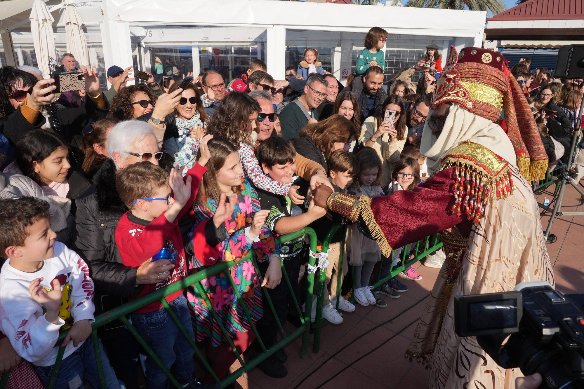 Las mejores imágenes de la llegada de los Reyes Magos a Castellón