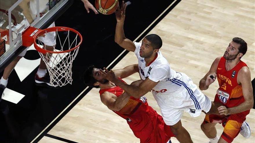 Francia elimina a España y jugará las semifinales contra Serbia (65-52)