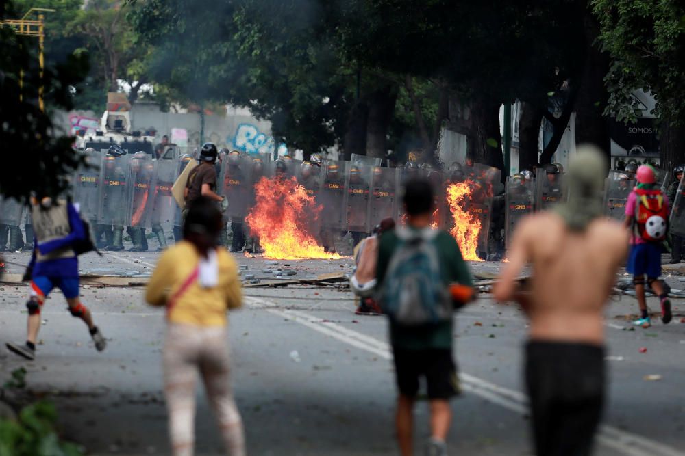 Un nuevo ''paro cívico'' reaviva las protestas en Venezuela