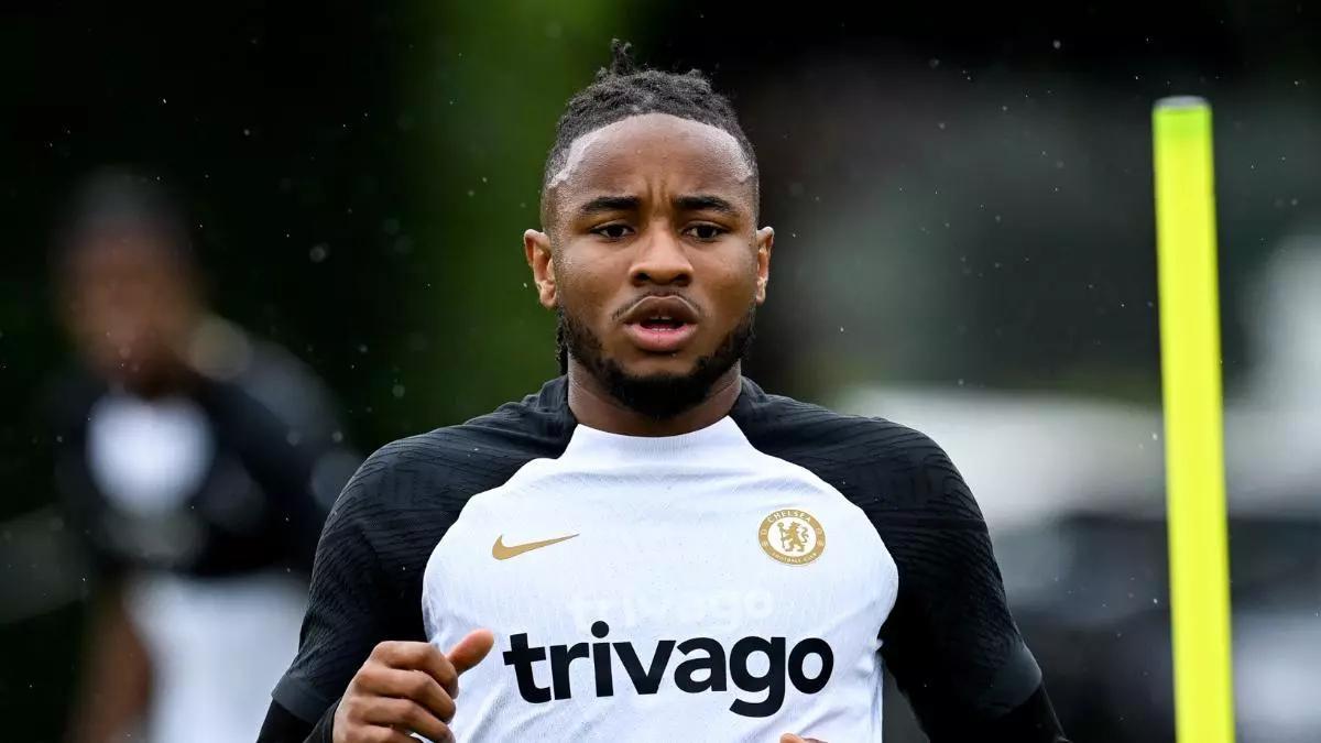 Nkunku entrenando con el Chelsea