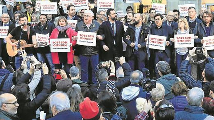 La Guardia Civil registra la Generalitat por el 1-O