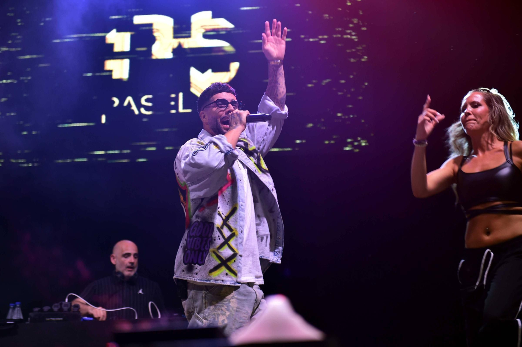 Así ha sido el concierto de Rasel en la plaza Mayor de Plasencia