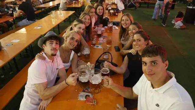El último brindis del Oktoberfest que pone la vista en el próximo año: “Un acierto añadir más tipos de cerveza”