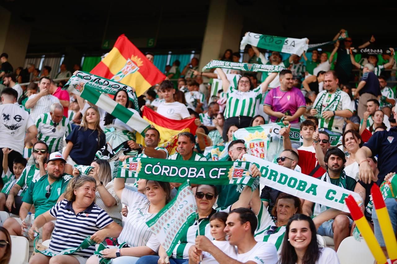 Córdoba CF-Barcelona Atlétic | La afición cordobesista, en imágenes