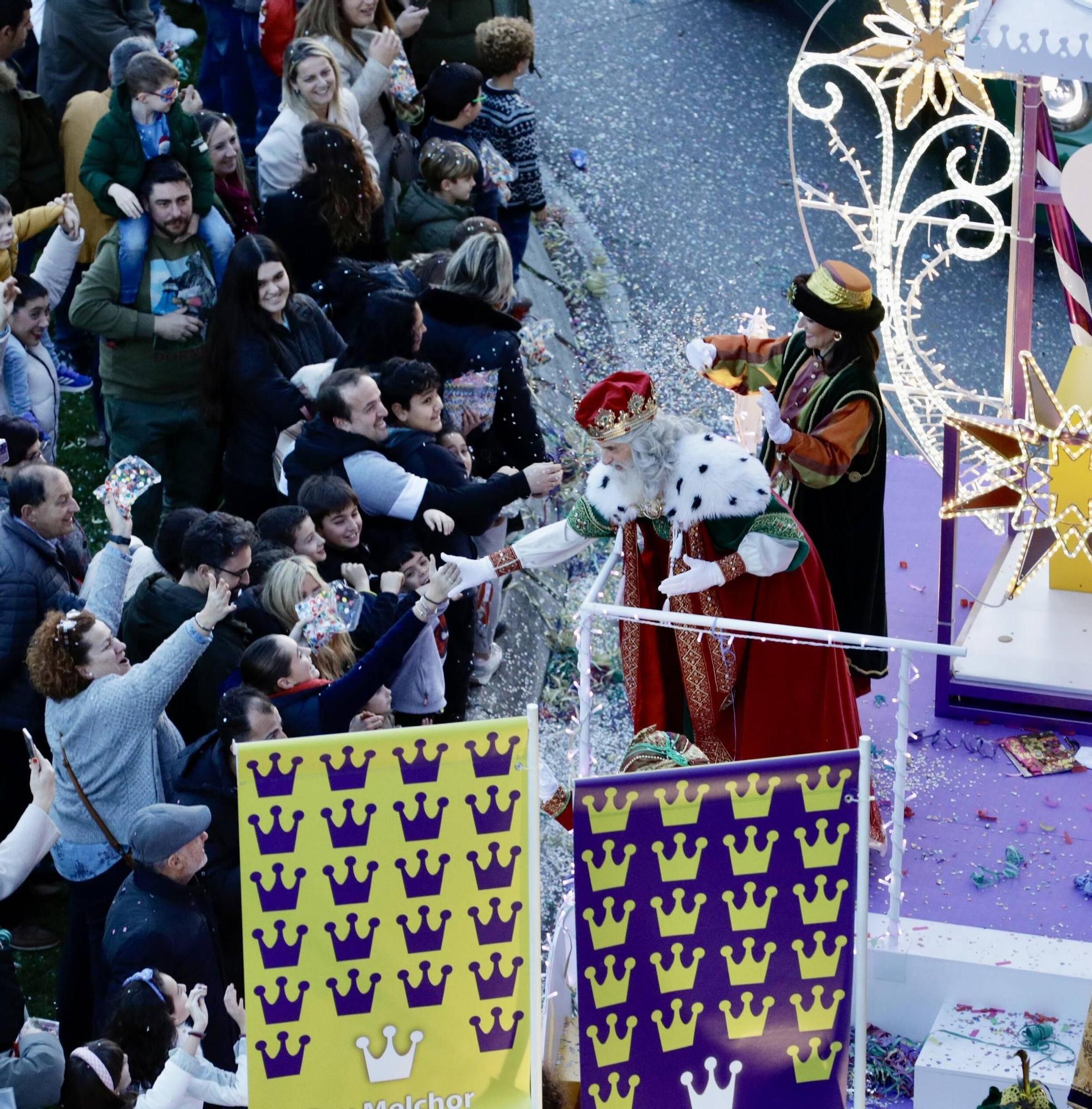 En imágenes: Así ha sido la espectacular cabalgata de Gijón