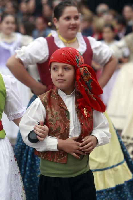 Dansà infantil a la Virgen