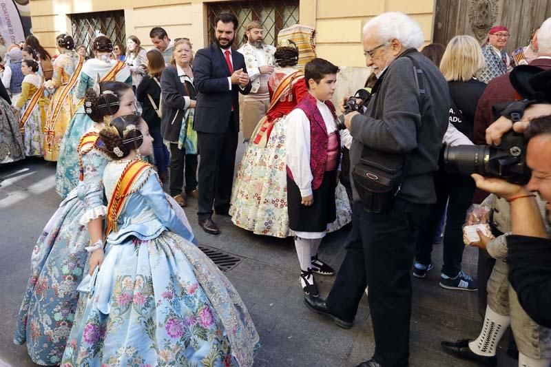 La Diputació de València recibe a las comisiones falleras