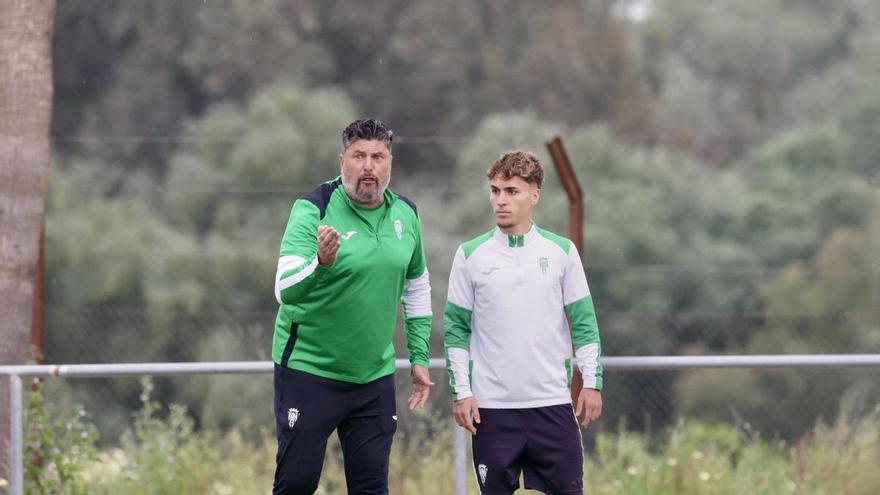 La jornada en Tercera | El Córdoba B busca apalabrar la permanencia matemática ante el San Roque de Lepe