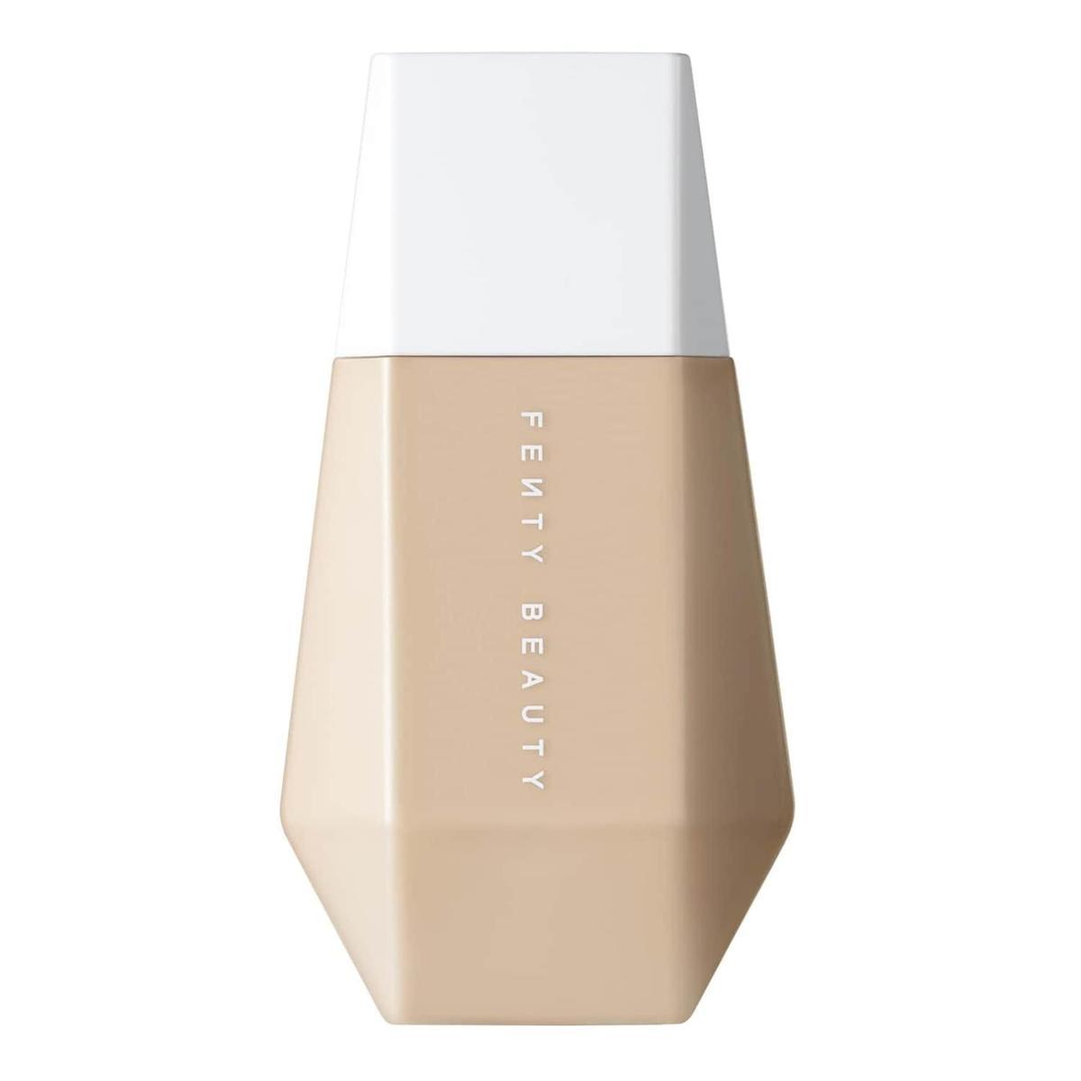 ‘Eaze drop’, base de maquillaje con efecto difuminado, de Fenty Beauty