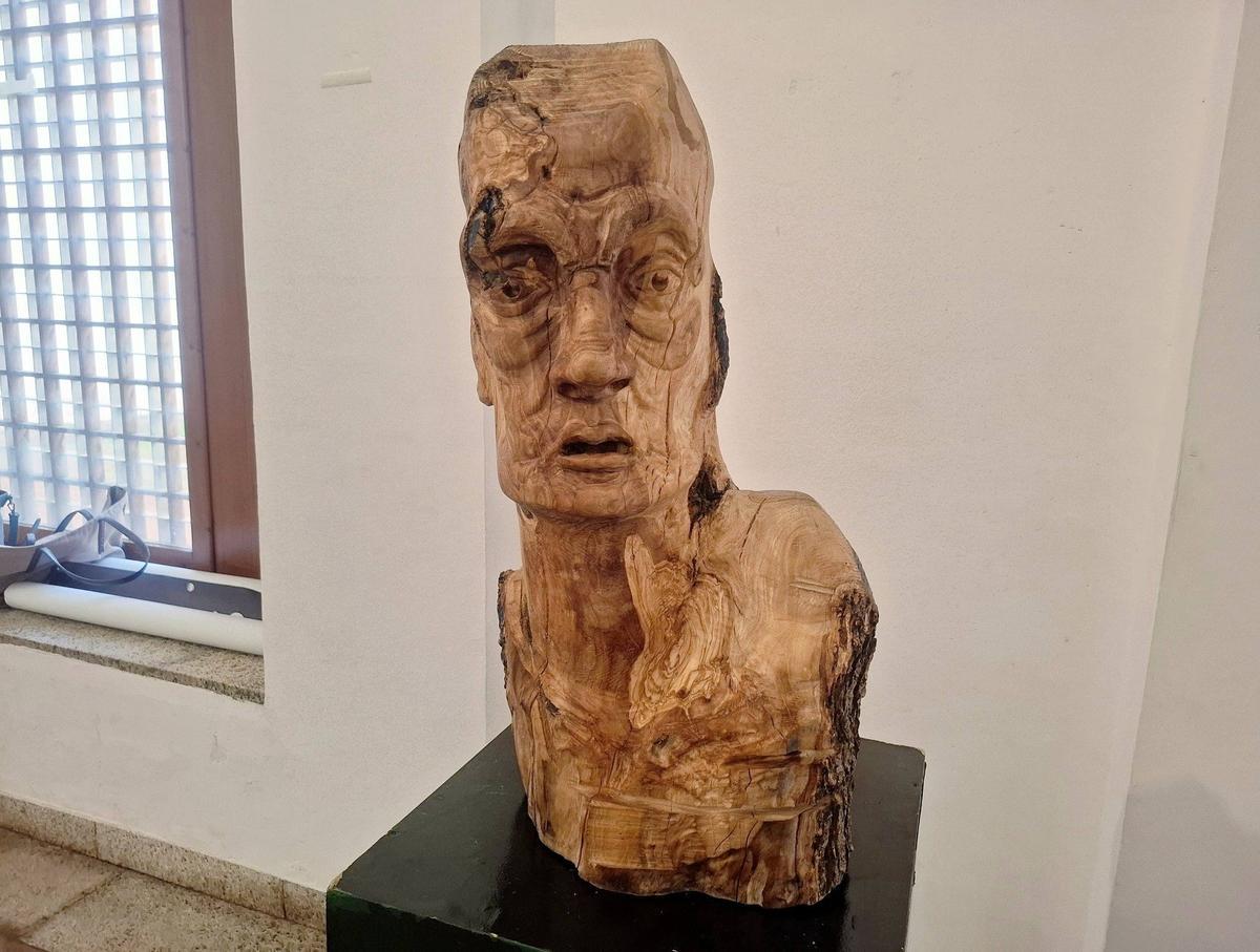 Una de las figuras diseñadas que pueden verse en la exposición.