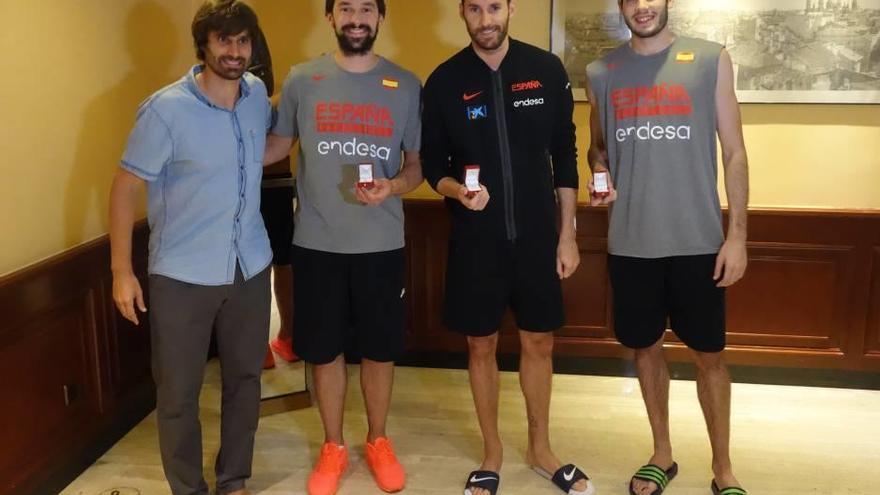 Rudy, Llull y Abrines reciben la insignia ´Olímpics IB´