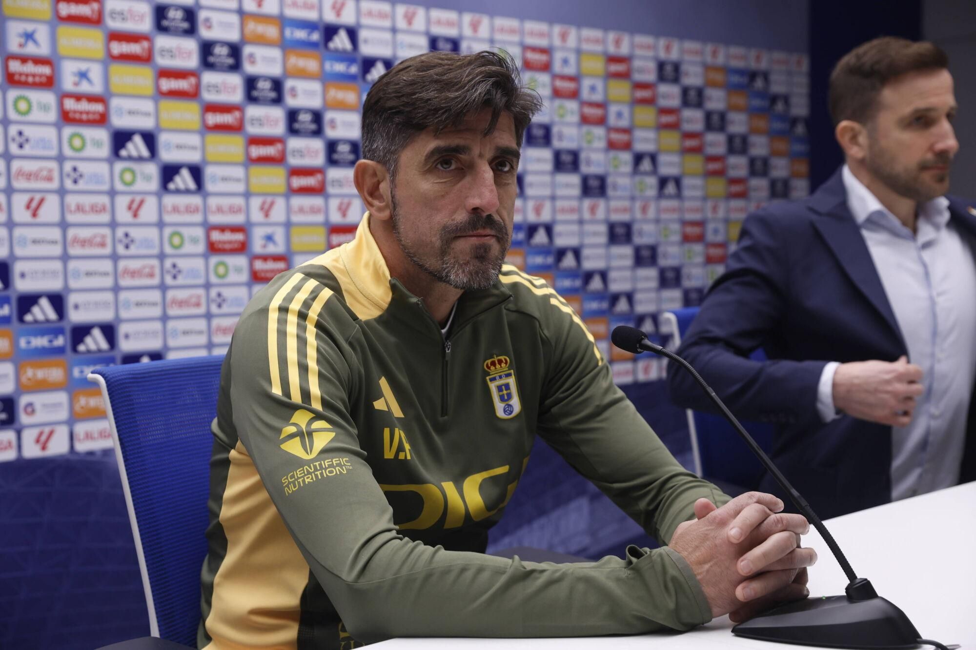 Primer entrenamiento de Paunovic en el Real Oviedo