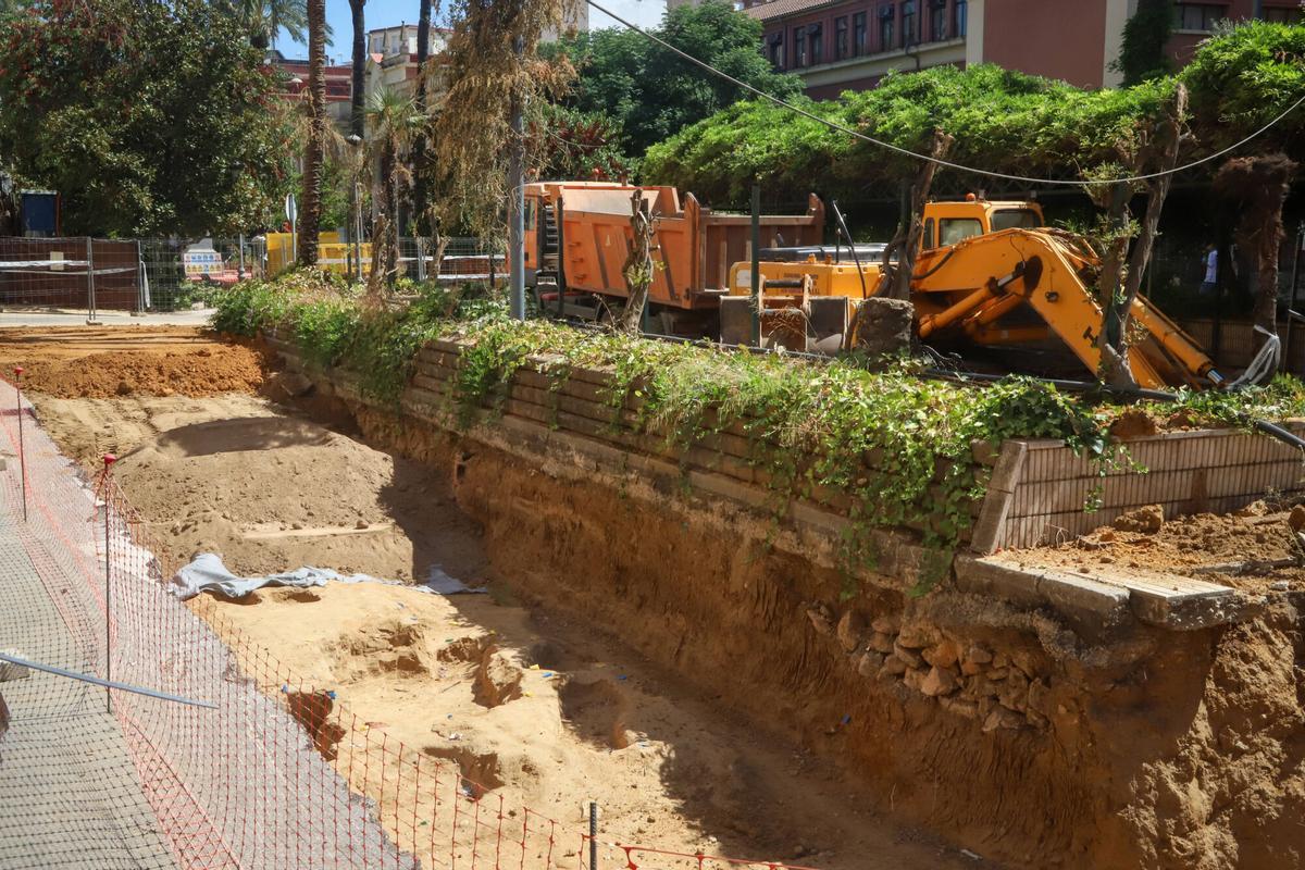 09/08/2026 OBRAS AVENIDA HUELVA BADAJOZ