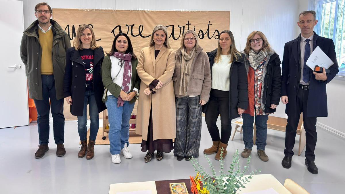 Visita de la consellera de Educación a los centros afectados por la dana.