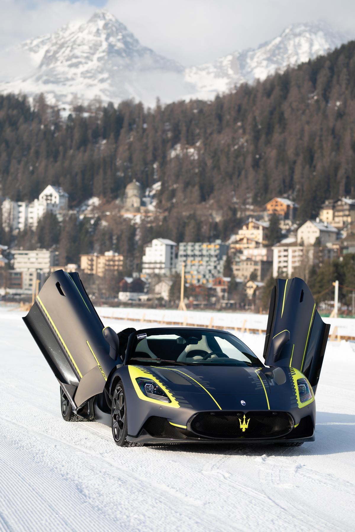 Maserati exhibe sus coches sobre el hielo de St. Moritz