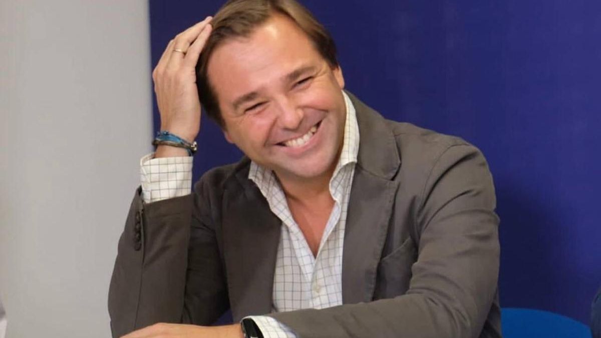 El número dos del PP andaluz, Antonio Repullo, director de la campaña en Andalucía y hombre de confianza de Juan Manuel Moreno en el partido.