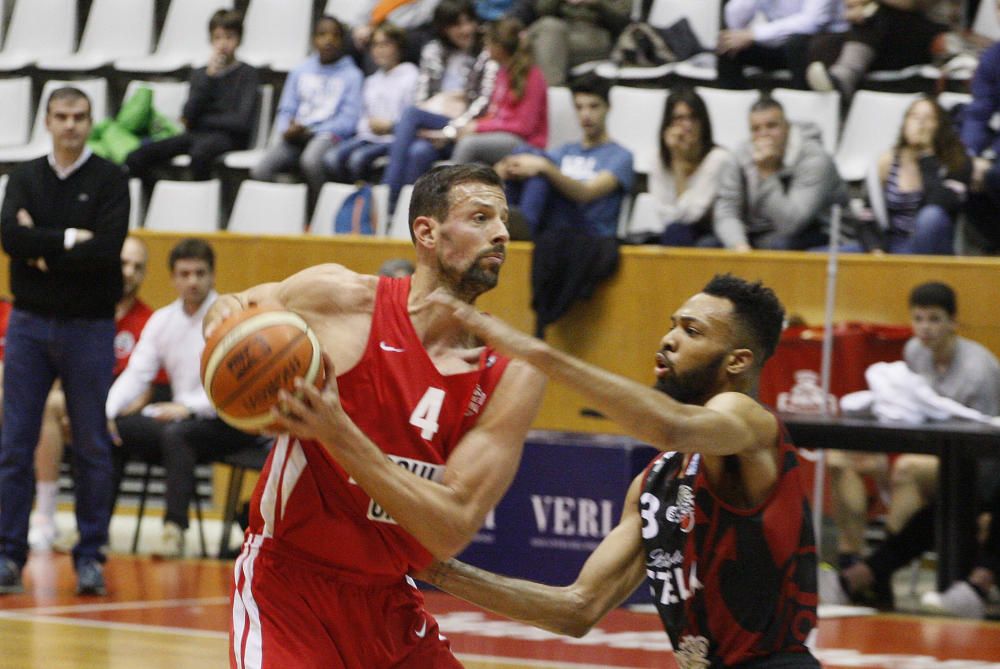 Les imatges del Bàsquet Girona - Estela (66-63)