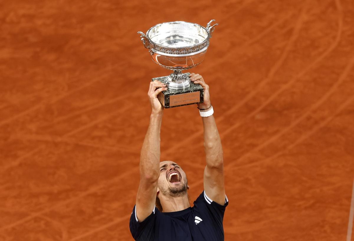 Final de Roland Garros: Flavio Cobolli - Alexander Zverev, en imágenes.