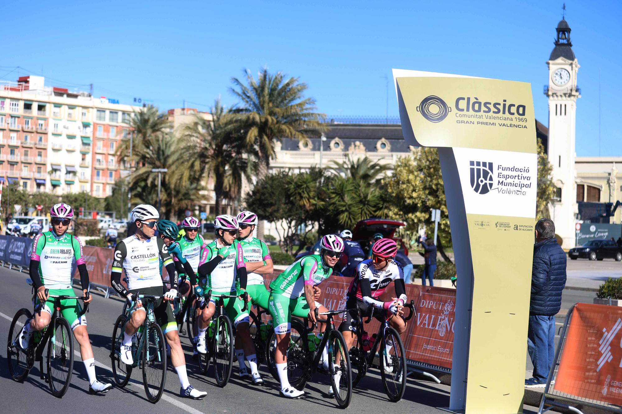 Salida de la Clàssica Ciclista Comunitat Valenciana 1969. Gran Premi València