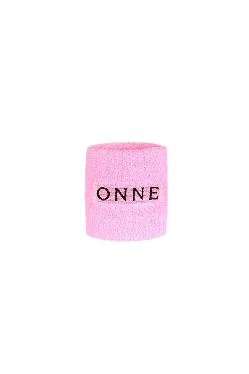 Muñequera rosa de Ônne. (Precio: 9,99 euros)
