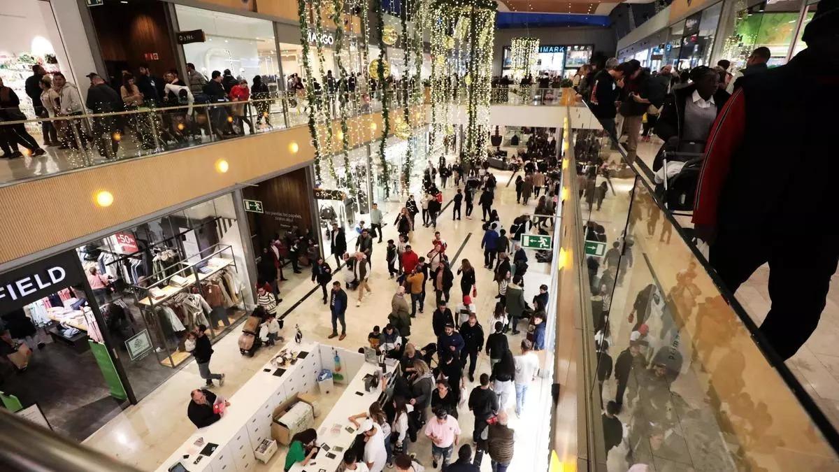 Galería comercial de Puerto Venecia