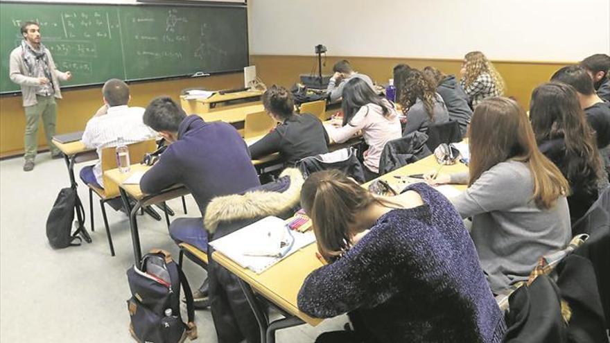 El 65% de los castellonenses tiene claro qué estudiar y 3 de cada 10 aspiran a funcionario