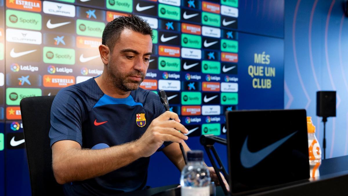Xavi en la rueda de prensa previa al partido ante el Valladolid