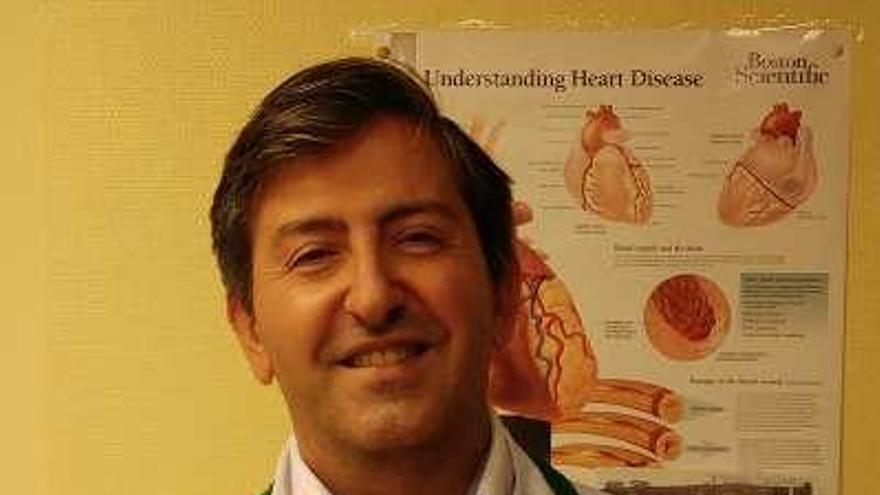Óscar Díaz Castro: &quot;La insuficiencia cardíaca tiene un pronóstico peor que muchos cánceres&quot;