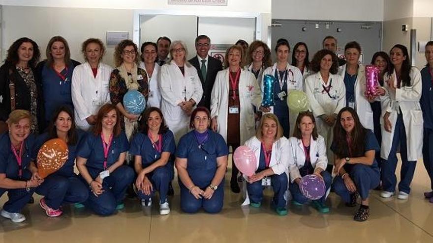 Foto de grupo de profesionales de Urgencias del Centro Hospitalario de Alta Resolución de Especialidades del Valle del Guadalhorce.