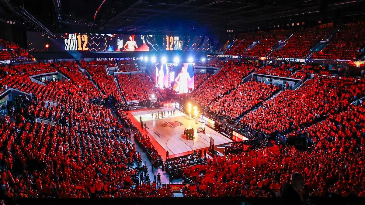 De locos: ¡El ambientazo del Roig Arena contra Panathinaikos!