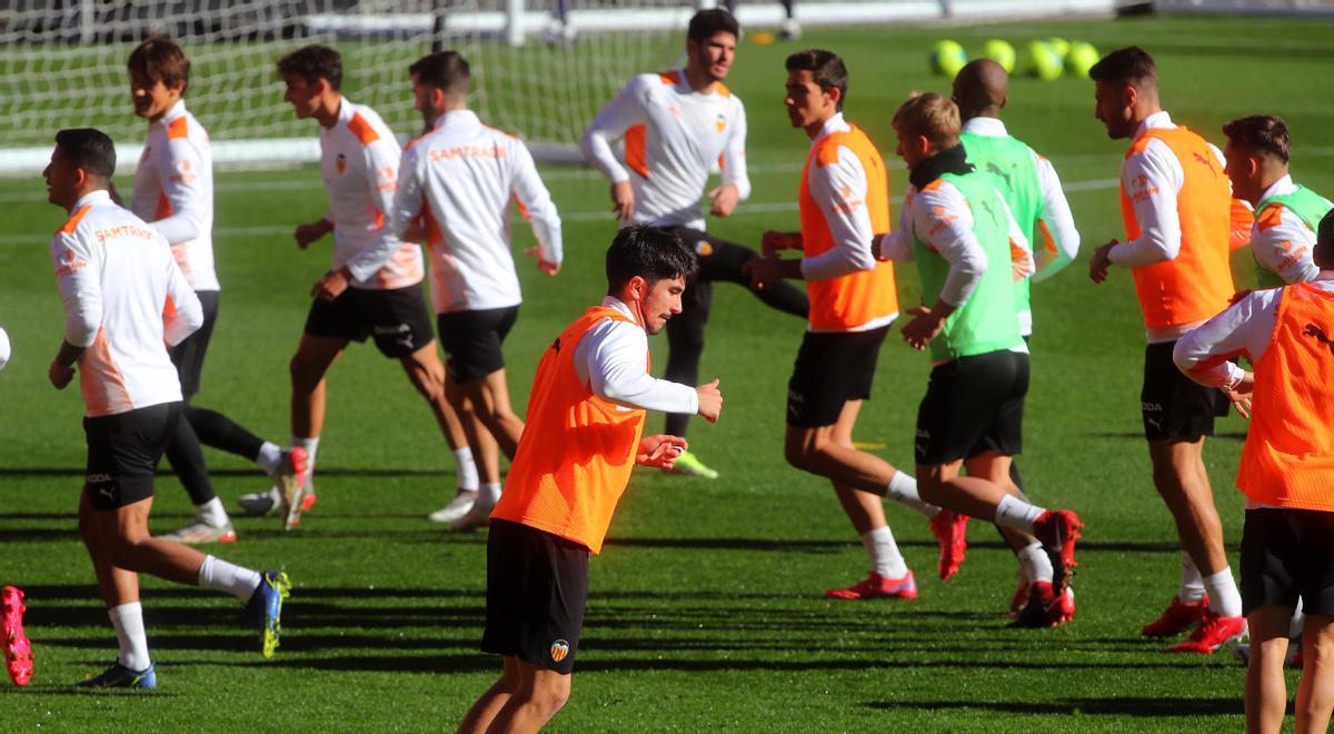 Así ha sido el entrenamiento de hoy del Valencia CF - Superdeporte