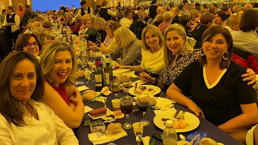 La Asociación contra el Cáncer de Arteixo celebra sus 50 años