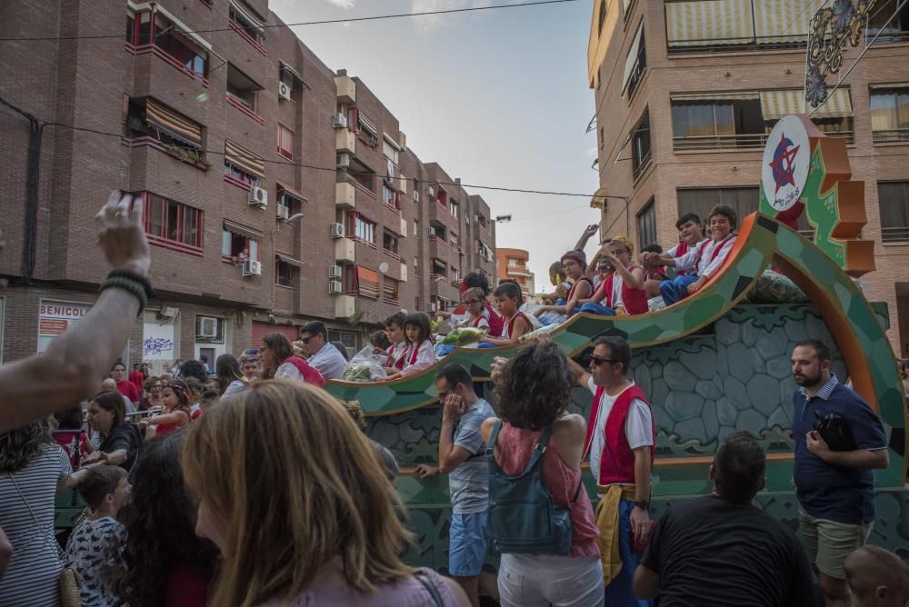 La Vila despide sus fiestas con el desfile infantil